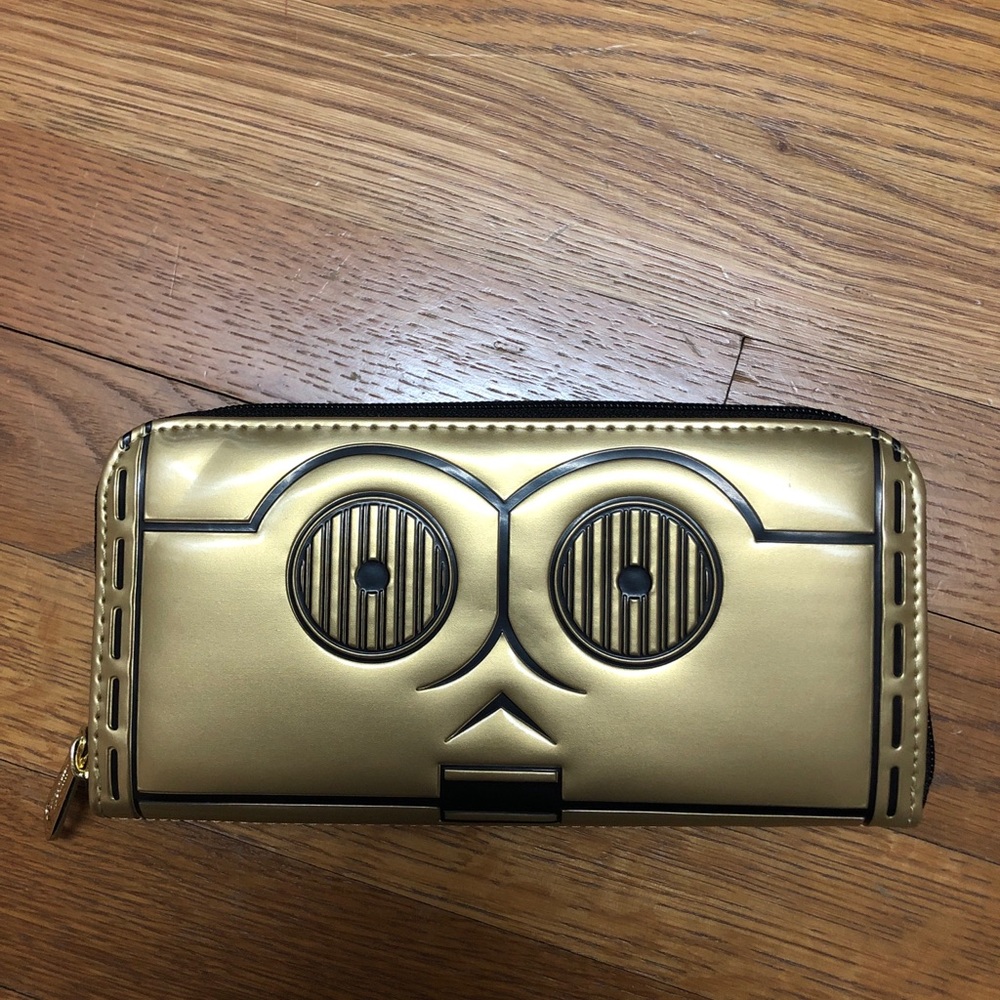 C3PO LOUNGEFLY WALLET NWOT